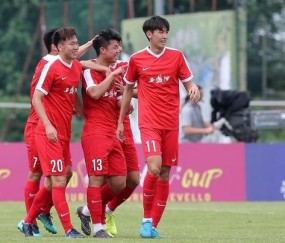 天博体育-斯图加特青年军崛起，U21小将包办四球大胜  